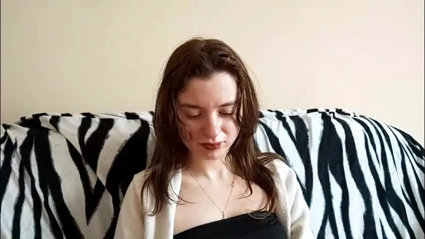 daniellevaulet — Goal 🌸blow a kiss😘 #18 #shy #skinny #bigboobs #lovense [0 tokens remaining]