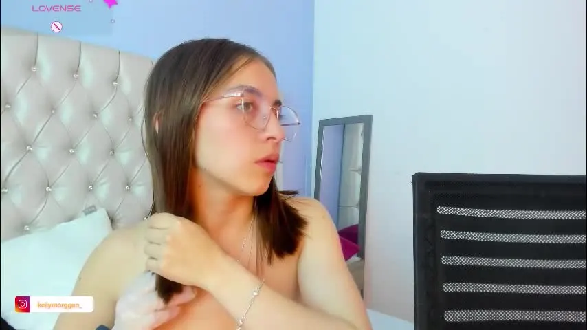 keilymorgan_ — Current Goal: orgasm in public 🍒 at 333 tokens -- #milk #anal #saliva #bigboobs #braces [84 tokens to goal]