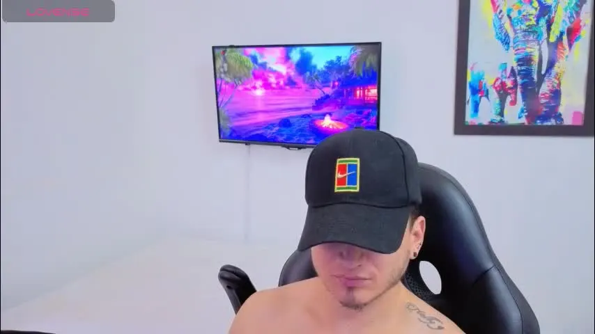 mikke_love — GOAL: FLEX BODY💪 [50 tokens remaining] welcome and enjoy #nippleplay #muscle #cum #lovense #ass