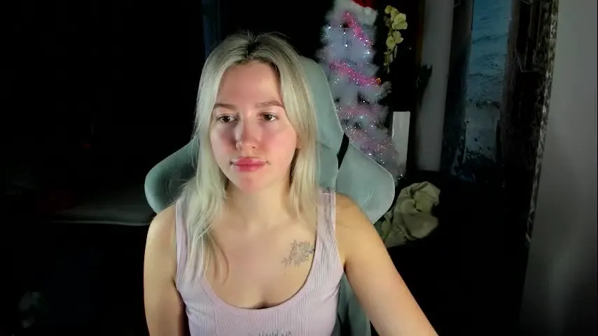 stefany_ore — show my panties #new #bigass #bigboobs #shy #teen [19 tokens remaining]