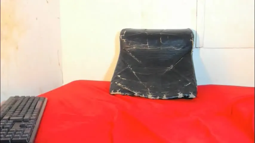 valeriapinkk — Big Cum Shows #cumshow #bigcock #cum #latina [443 tokens remaining]