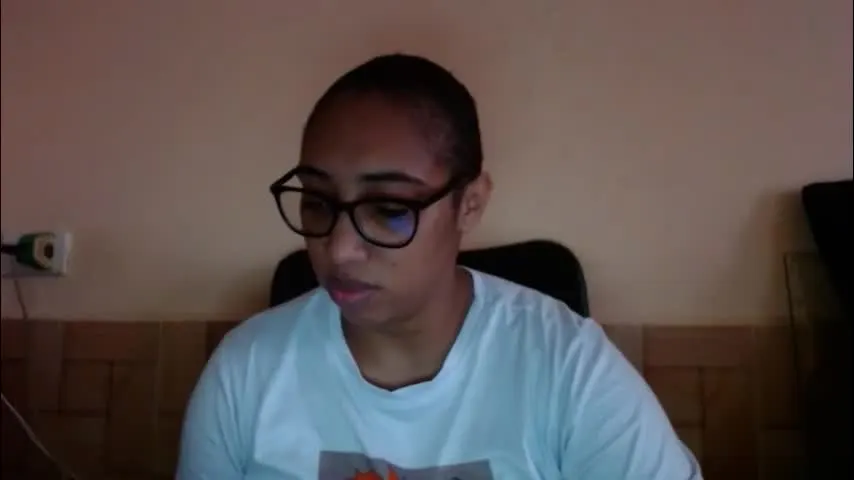 ava_f0xy — Welcome to my room! - Goal: My first Goal [800 tokens left] #bigass #anal #squirt #pussy #young