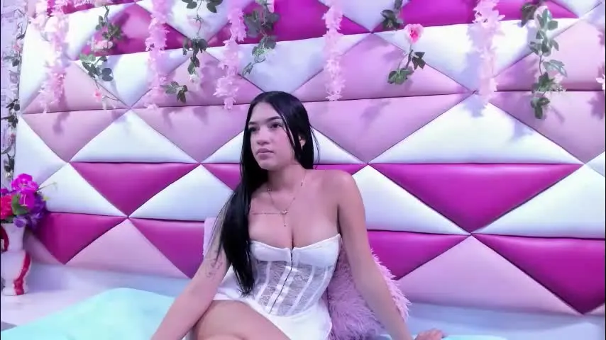 hemma_tiny — #18 #ass #bigboobs #boobs #lovense