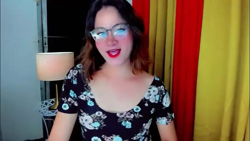 shakeena_143 — Hi love #asian #slut #bigcock #wifematerial #pvt #hairy #pinay #sissy #daddy'sgirl #femdom [495 tokens remaining]