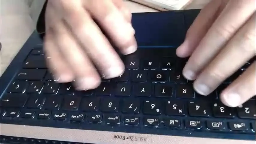 uhm37 — Uhm37's room