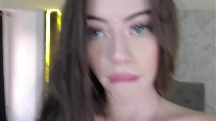 celestehonney — play fuck machine X 15 min #skynny #teen #fuckmachine #18 #latina [856 tokens remaining]