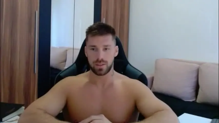 darius_94 — Hi😅talk, laugh & wild play – pvt open for closer connection 🔥silence = distance, talking = closeness 😈goal 0/5k – hours on 0/5 🔥every tip brings more fun & wild moments 💥try spin wheel forfun