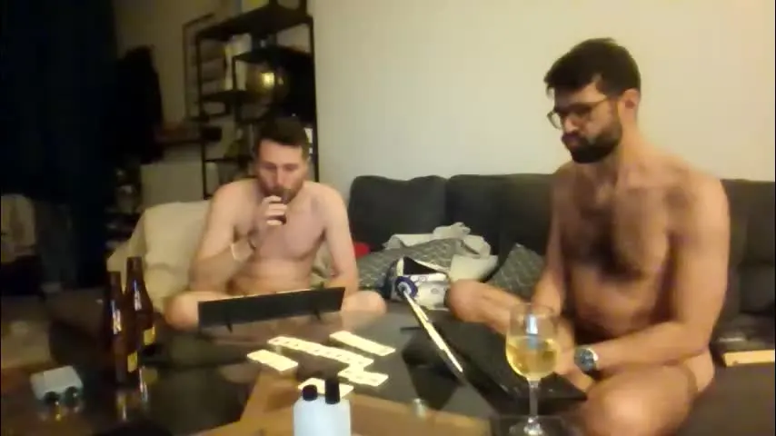 v1b3scu — Playing boardgames with gusnico (the one without glasses)... and more ! #french #uncut