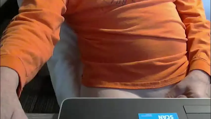 1badboy360 — Stroke it till I Cum [19 tokens remaining]