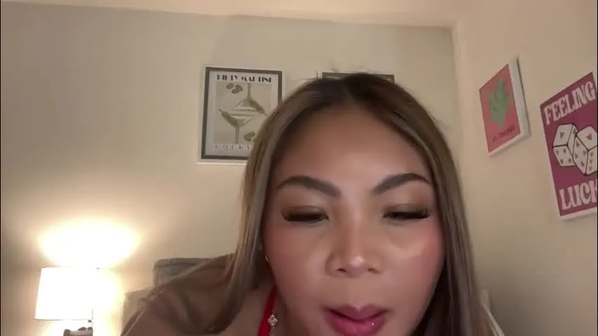 lailamaa — finger myself with my panties on [0 tokens remaining]