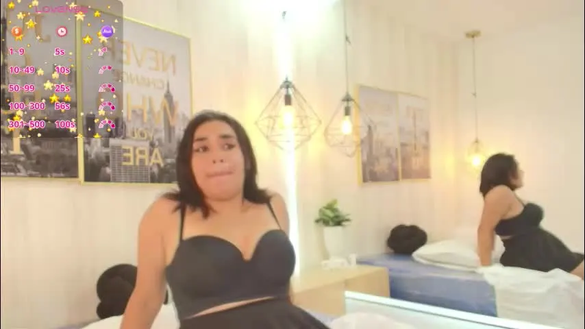 lola_roussee — GOAL: Sexy Dance [33 tokens remaining] Welcome to my room! #feet #milf #bigass #lovense #new