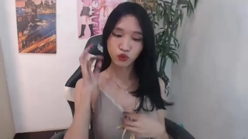 lovely_jasleen — MAKE ME HAPPY HERE #asian #pinay #wifematerial #new #squirt [2475 tokens remaining]