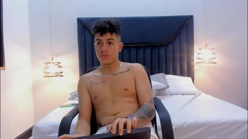 nicocartter — GOAL: sexy dance [45 tokens remaining] Welcome to my room! #new #latino #bigballs #bigdick #tatto