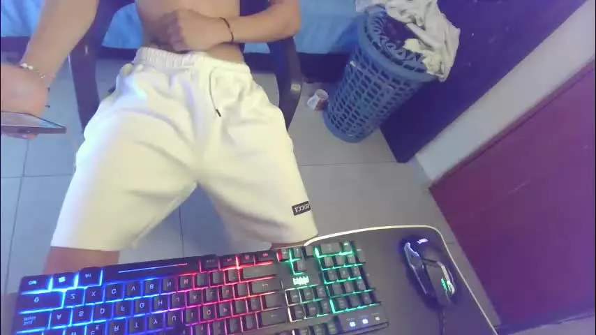 your_master7 — cum show #bigcock #18 #young #pvt #c2c [tip to ascend levels [1987 tokens remaining]