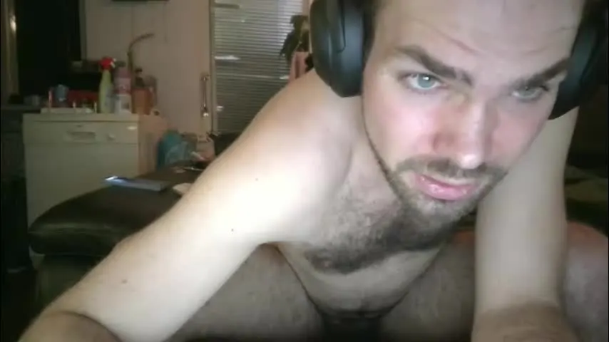 coolstudthings — Coolstudthings's room #cum #poppers #hairy #dick #dutch #gay #uncut #smoke