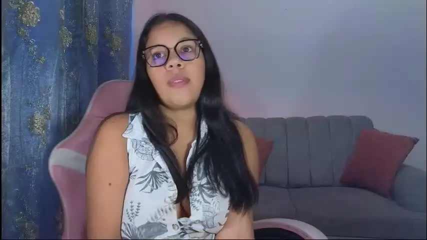 grace_lc — naked #bigtits #new #18 #latina #teen [137 tokens remaining]