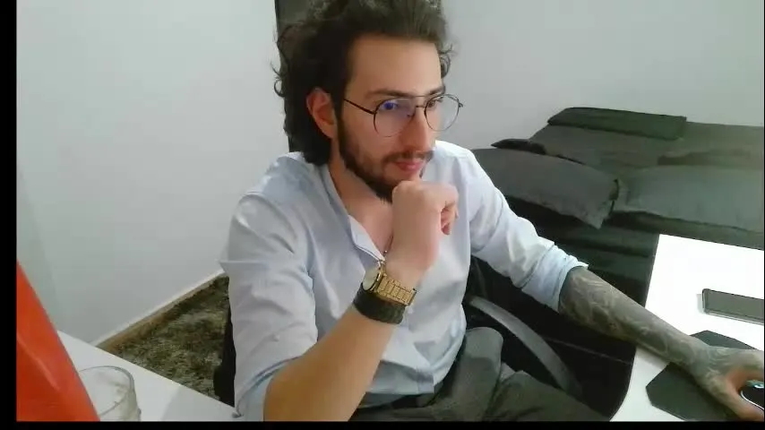 patrick_bteman — without clothes [249 tokens remaining] #male #latinos #dominant #fit #bigdick