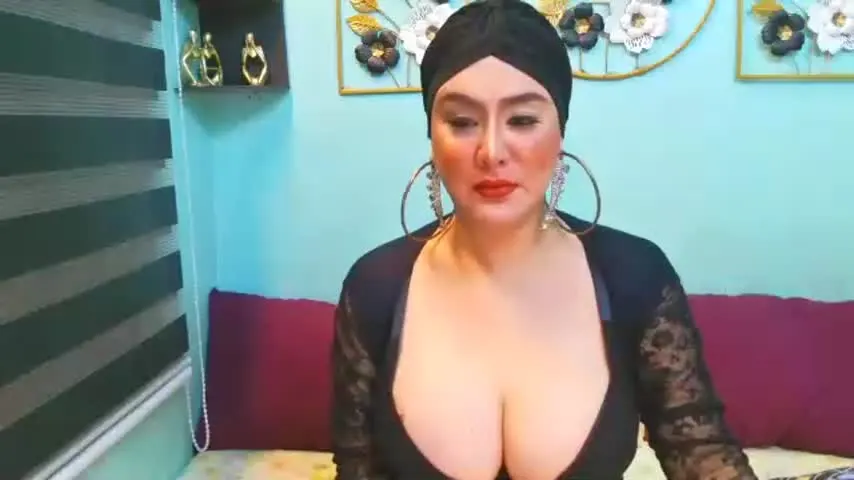 xjuicycocksofiax — SUCK ME DRY !! #bigcock #bigtits, #mistress #asshole #asian #goddess #privateopen Make Me Cummm Show Your Love