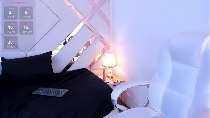 alison_vegaa_ — GOAL: Messy blowjob Make vibe my toy - Lush control 38 tokens #bigboobs #teen #cum #squirt #bigass