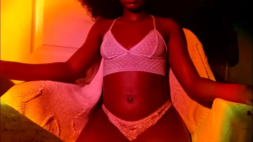 indi8mai — 500 tokens to oil this ass 34.35sec;) #Petite #smalltits #ebony