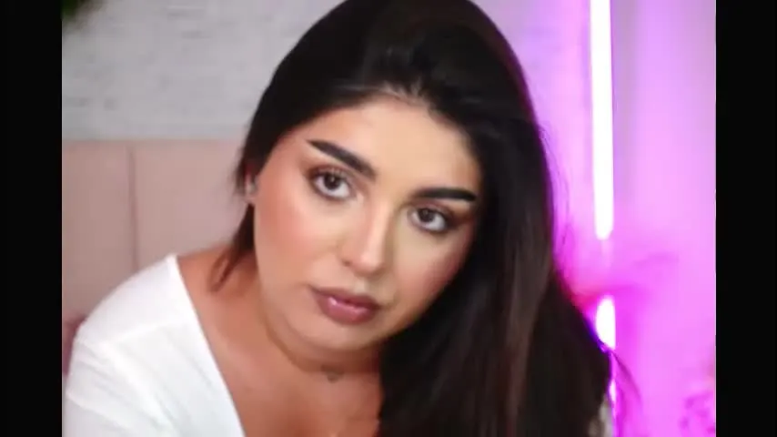 rachelswaan — Rachelswaan's room #lovense #squirt #bigass #new #natural