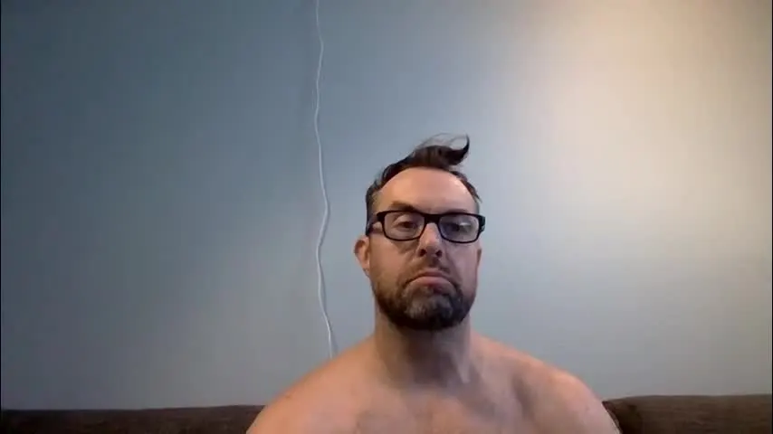 spunky_spanky — Spunky_spanky's room #hairy #daddy #hung #submissive