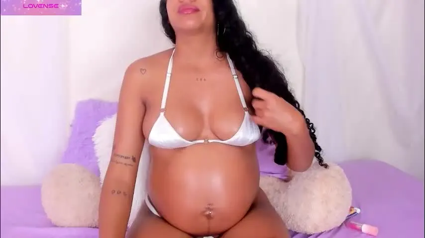 annita_joneswc — Sexy Dance [19 tokens left] #pregnant #lovense #latina #feet #new