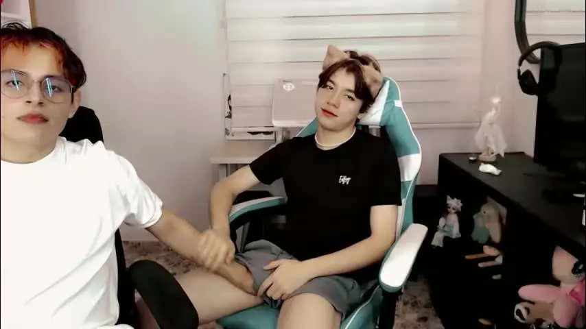 dae_lune — cum explosion two boys [1500 tokens remaining] #sexycouple #asian #18 #twinkyoung