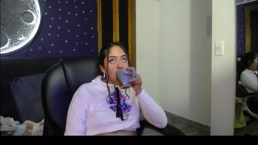 fairy_marie12 — Show ass [223 tokens remaining]