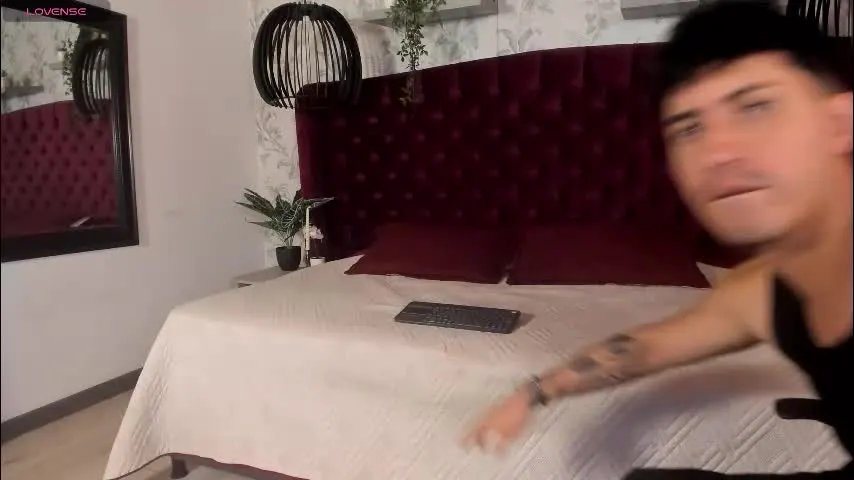 kamal_wolff — GOAL: 👿hard dick jerk off [92 tokens remaining] first days here #cum #muscle #young #latino #tattoos