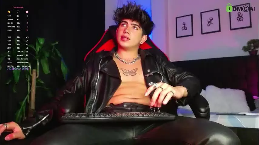 lylebennett_ — Goal Happy 🔥: I explode everything to u #young #bigcock #party #leather #master [2710 tokens remaining]