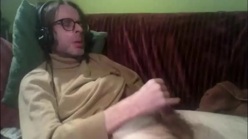 christophe_73 — Saturday Night Cum Fun... Tell me about your naughty desires... #c2c #horny #hairy #smalldick #stoner #psychedelicmusic #edging Please, be respectful and take your time to read my bio. Thank You