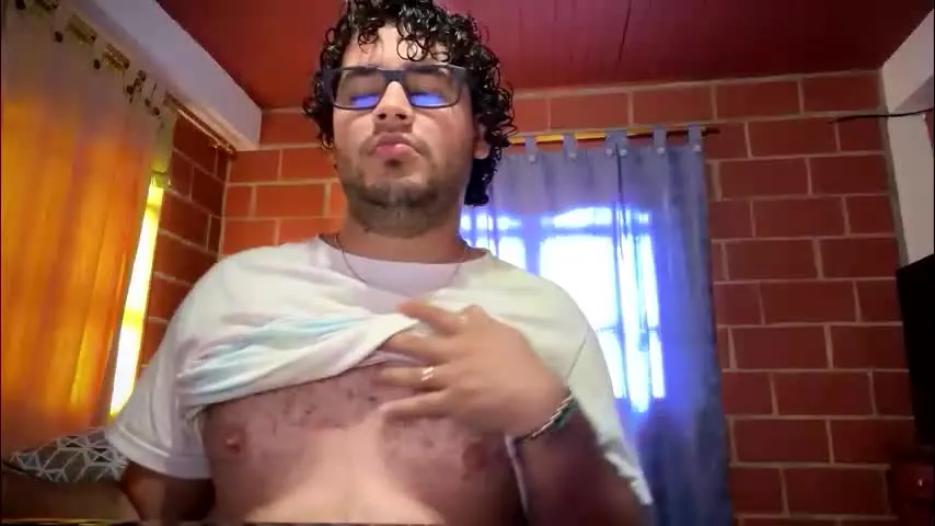 johanbecerra — NIPPLES [25 tokens left] #dick #hairy #ass #uncut #hole