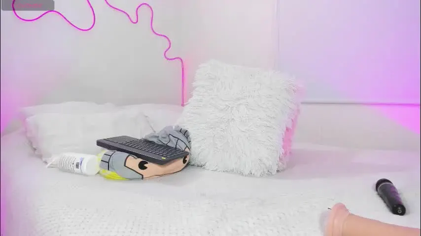 karly__rios — 🌸 Sexy & Sweet live girl 🌸| Hot Show + Lovense ON 💦 #anal #blonde #feet #skinny #deepthroat