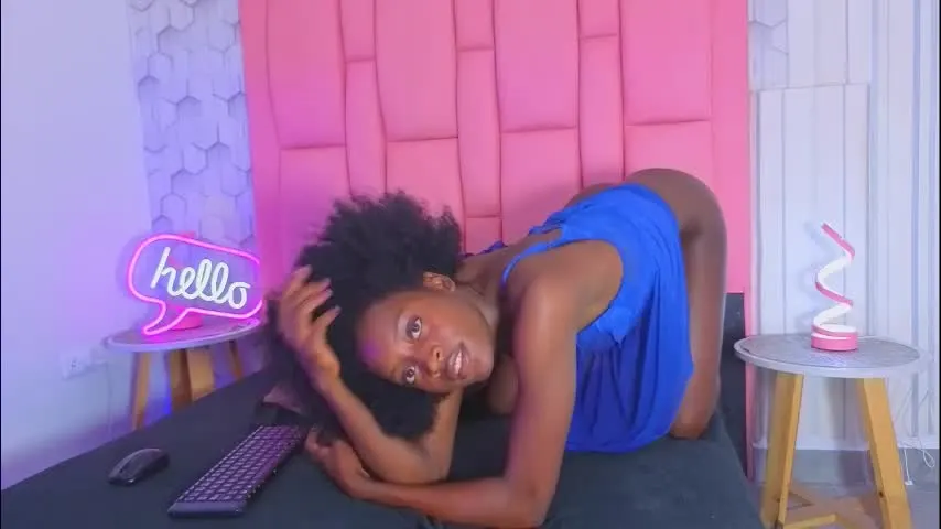 arianna_black — GOAL: spank ass [33 tokens remaining] Welcome to my room! #ebony #slim #smalltits #lovense #new