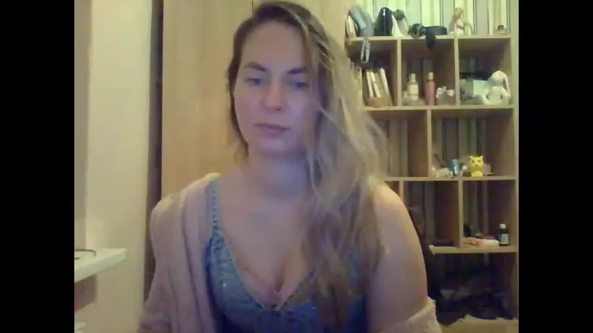 fox_cute87 — Fox_cute87's room #lovense #nonude #shy #cute #new