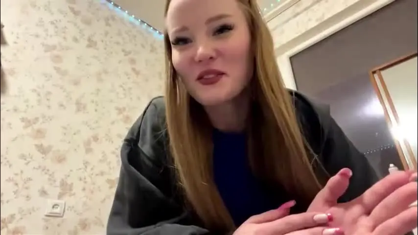 riakossin — Riakossin's room #new #shy #18 #cute #teen