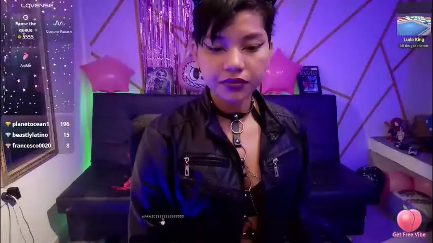 rihana_lombardi — 🖤🖤👠It is an excellent moment to explore your fantasy 🖤🖤 #smoke #shorthair #sph #cei #joi