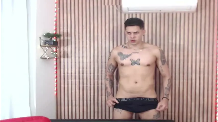 johan_speitzer — #cumshow [996 tokens remaining]