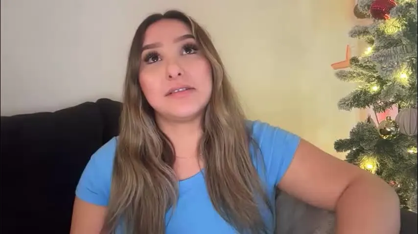 nicolelovesyou444 — Happy Friday!! Come say hi