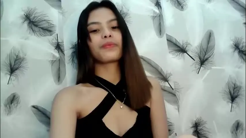 urskinny_girl — Hello im back #asian #petite #pinay #smalltits #booty'Lets have fun guy's🍑