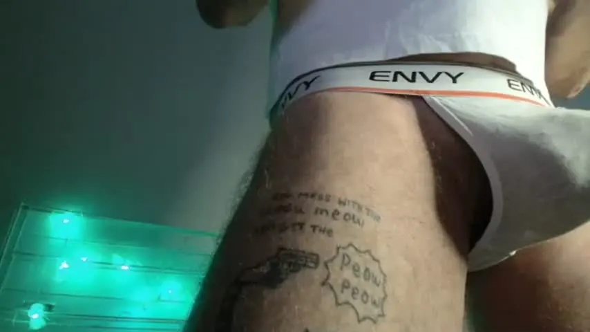 marty_gee — #aussie #bwc #bigcockuncut #smoking #dadbod