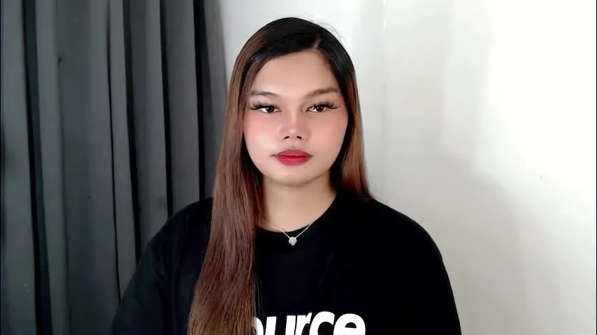 wet_velvet_xo — HELLO NEW HERE PLEASE BE KIND #new #pinay #asian #young #wifematerial [958 tokens remaining]