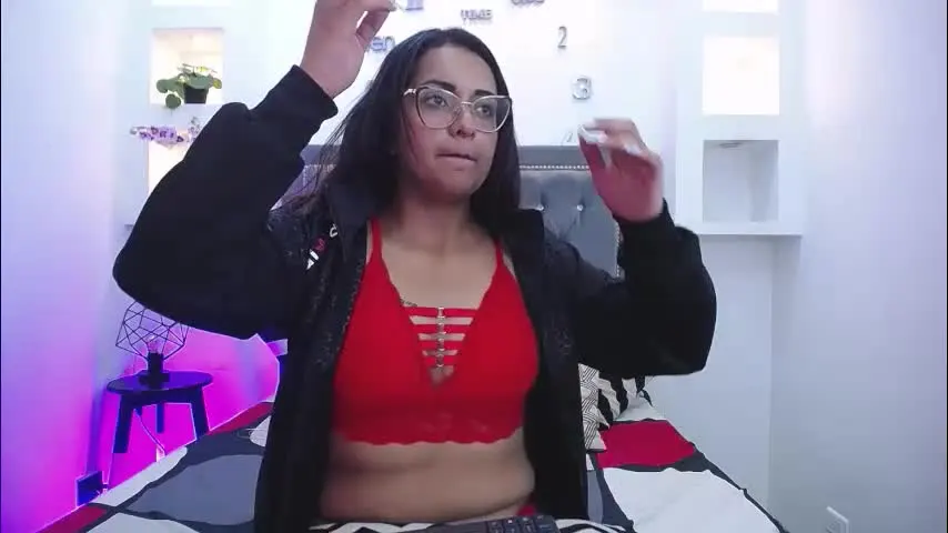 kimberly_rivers — Horny girl wants fun! #bigboobs #latina #teen #bigass #new - Multi Goal: Apply oil in my huge boobs [26 tokens left]