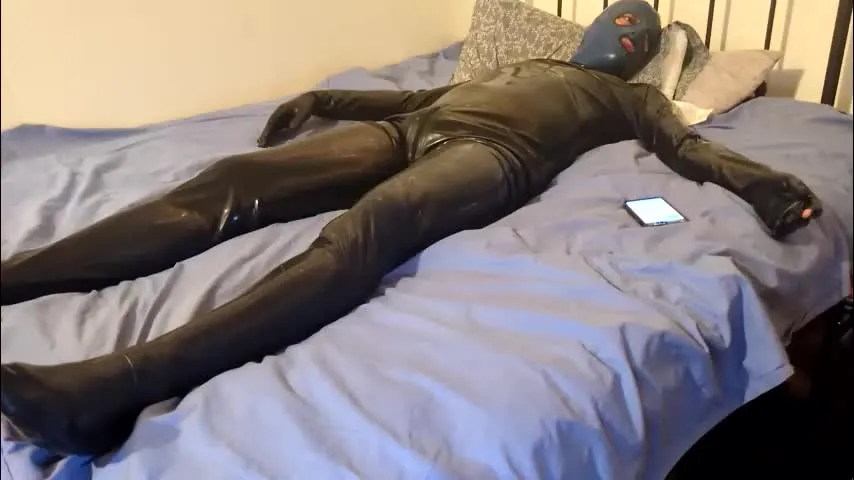 toxic2lust — Toxic2lust's room. #latex #canadian #moneyslave #anal #rubber