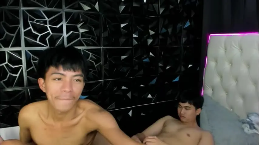 davincihugecock — FUCKING TIL CUM [1972 tokens remaining]