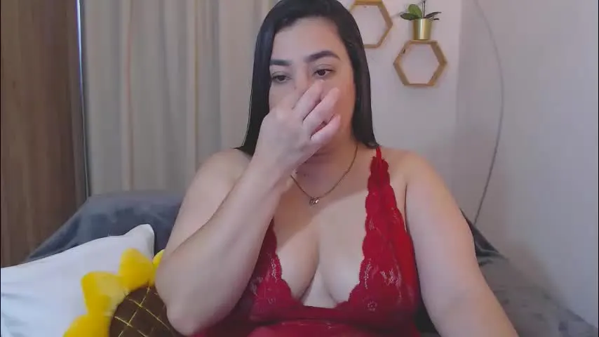 isabum_ — Naked [182 tokens left] #lovense #curvy #bigass #latina