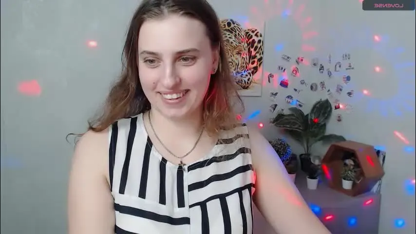 mariatess_ — | #hairy #natural #smallboobs #shy #german |