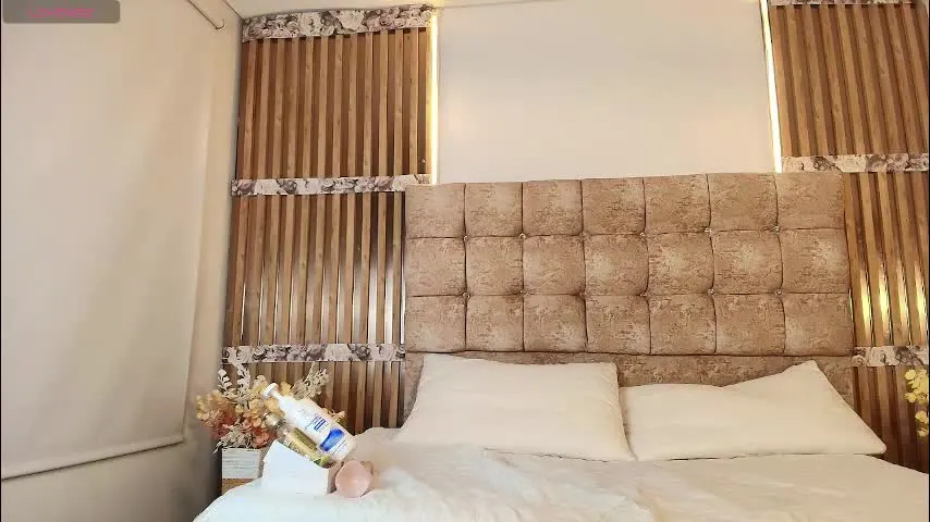 miss_sunnyy — Goal: spank my ass + moans #dance #dirtytalk #twerk #party #kinky - Next Goal: Bare my breasts+ make them bounce