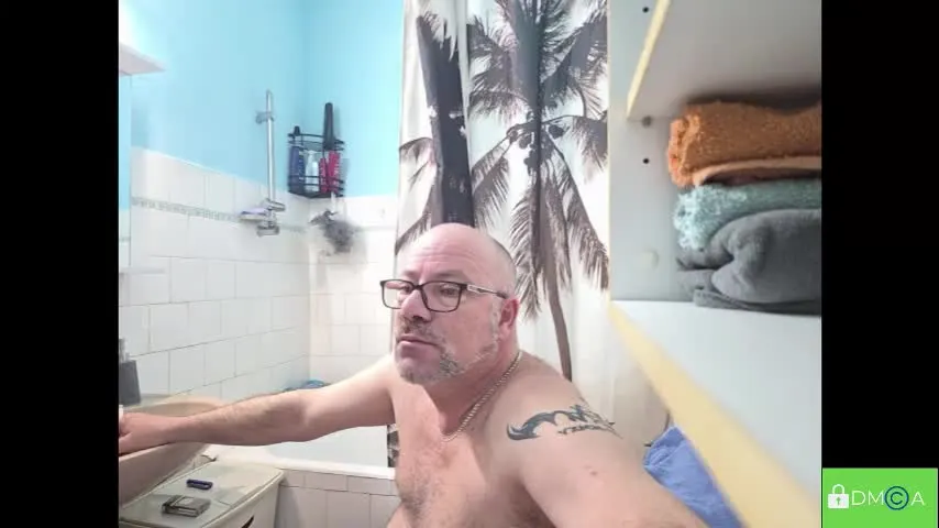 _joker69_ — Goal: ❤Clamp cockhead with clothespin. i have 5....5 tk each! PVT Open! 💃 #bigcock #married #chubby #new #straight - Next Goal